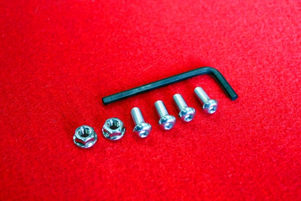 オリジナルパーツ｜ナンバーブラケット / 2カラー｜有限会社Back Yard